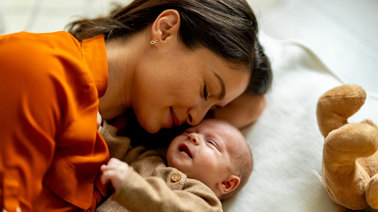 More women over 40 having babies than teens for first time in US: CDC data
