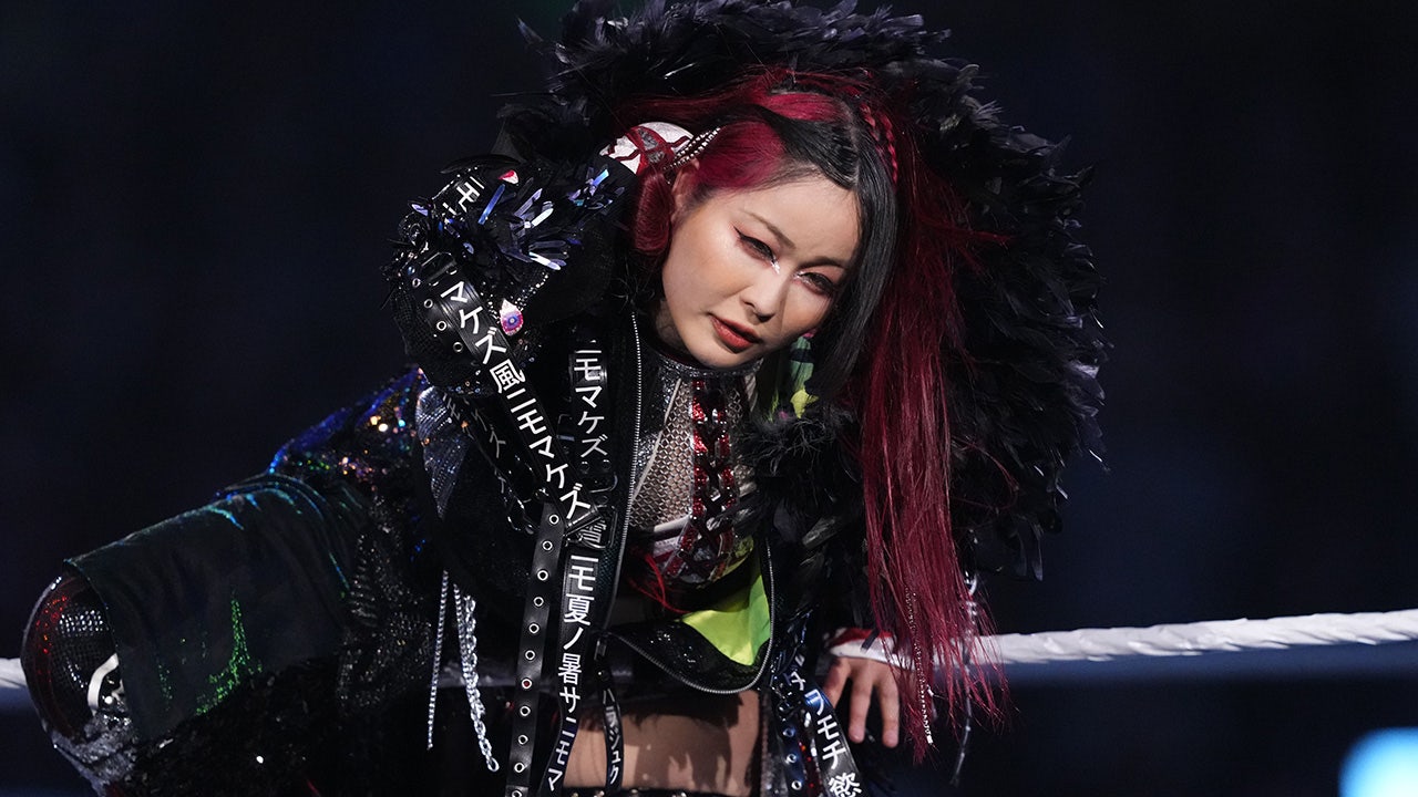 WWE star Iyo Sky receives praise from Dakota Kai before WrestleMania 41 match