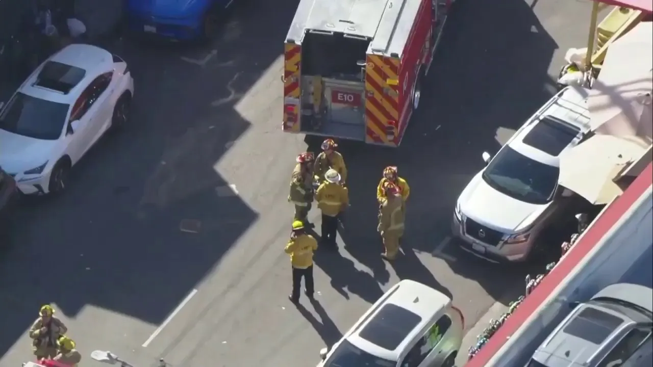 Los Angeles minivan incident wounds 9 people, including minors