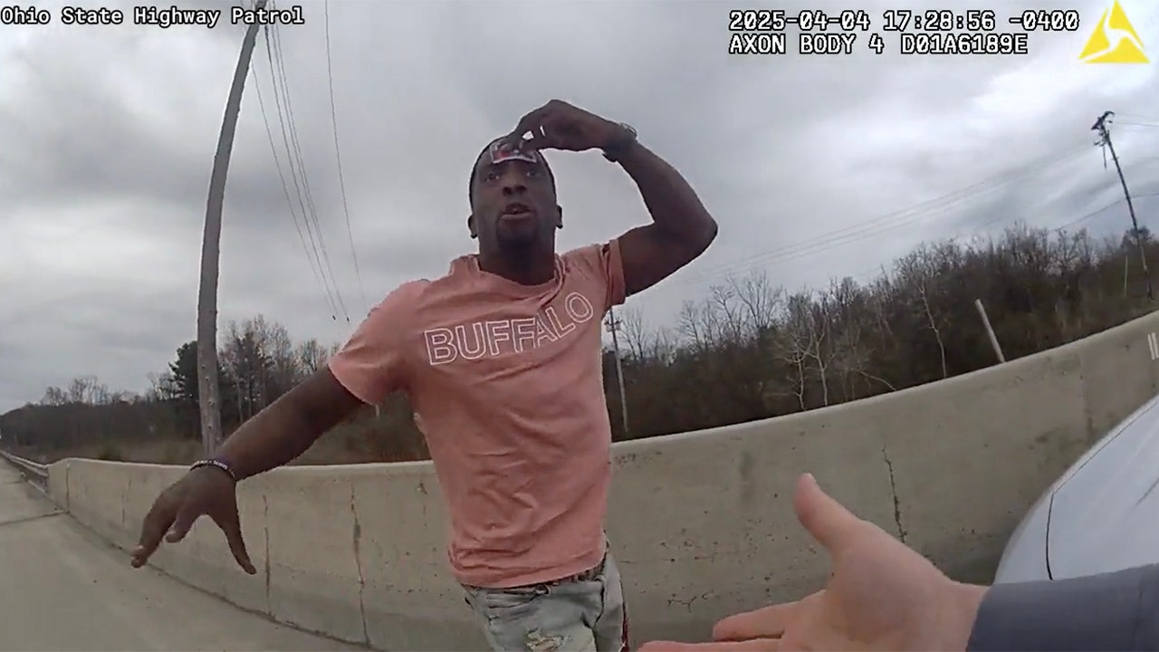 Man attacks Ohio police, steals cruiser before being shot dead