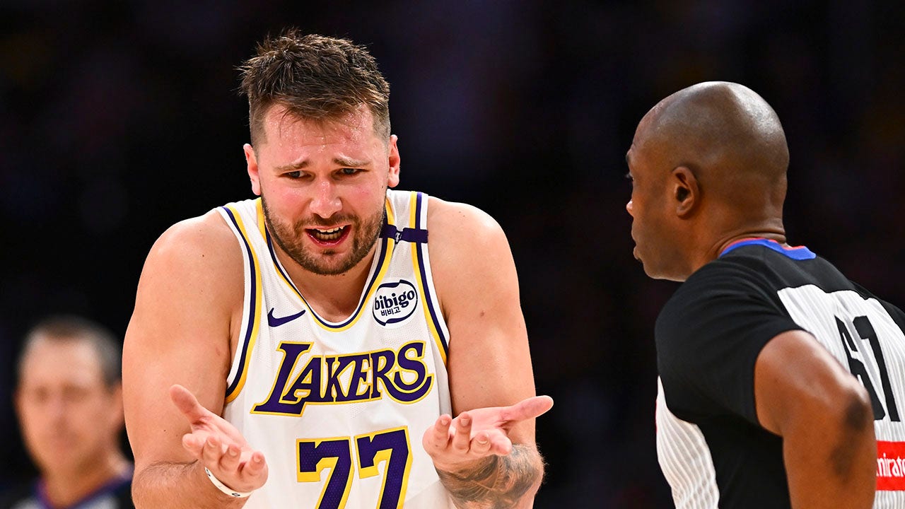 ESPN analyst uses stock market slip to analyze Luka Doncic’s play