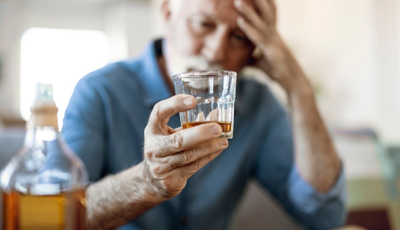 Brain damage more likely with heavy alcohol use, study finds