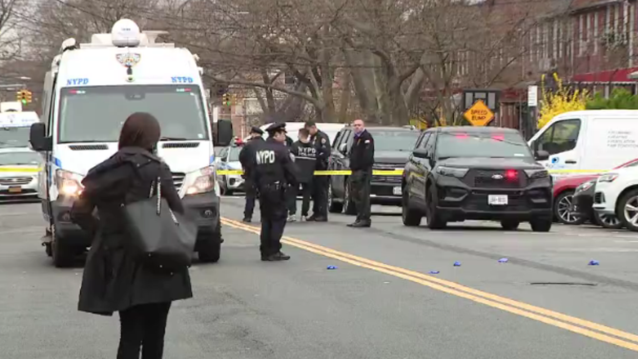 Man slashes 4 young girls in bloody NYC attack: police