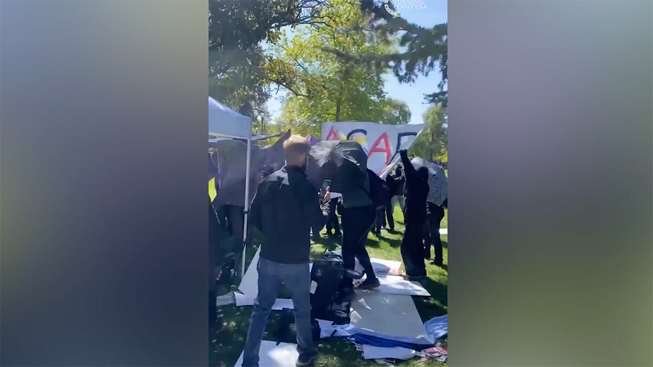Protesters disrupt conservative student event