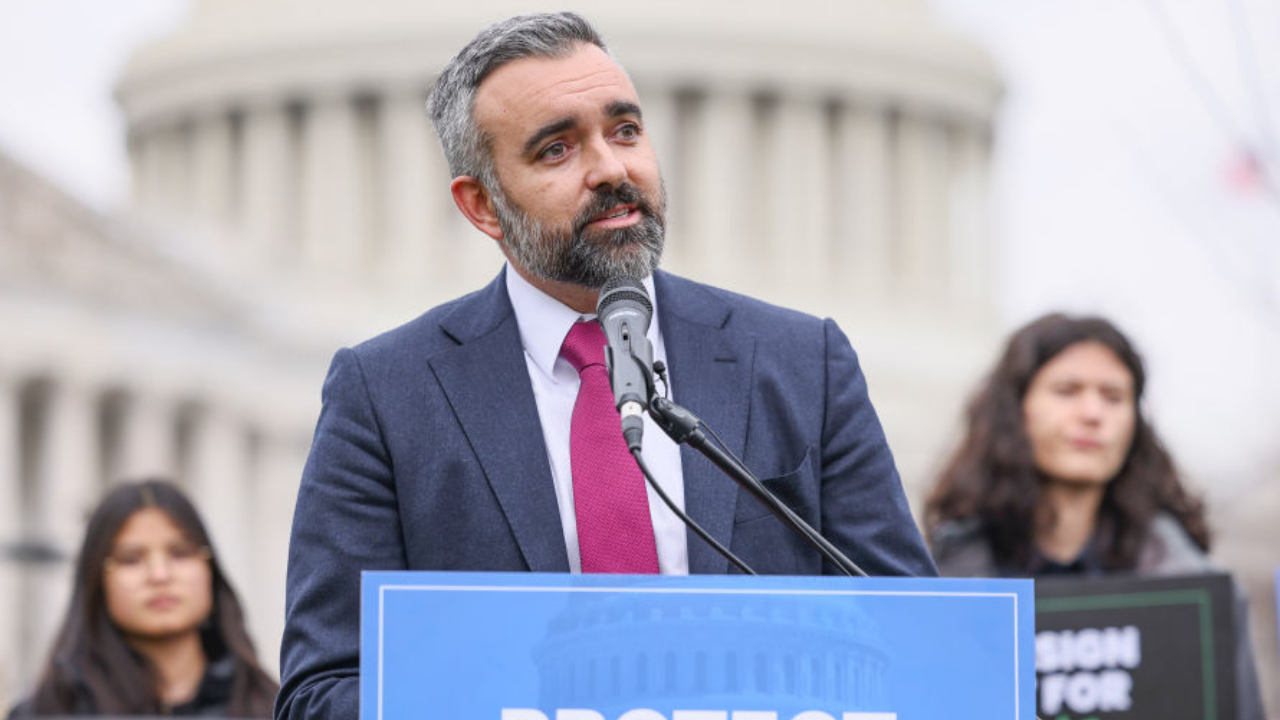 New Mexico AG Raúl Torrez should be investigated for prosecution: police group