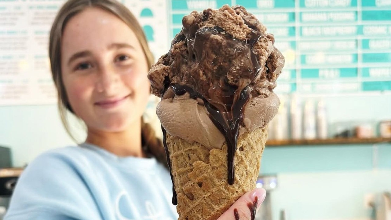 South Carolina ice cream shop ditches artificial dyes amid FDA crackdown
