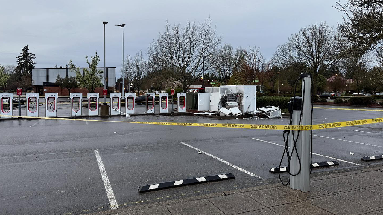 Washington Tesla charging station damaged following ‘loud noise’