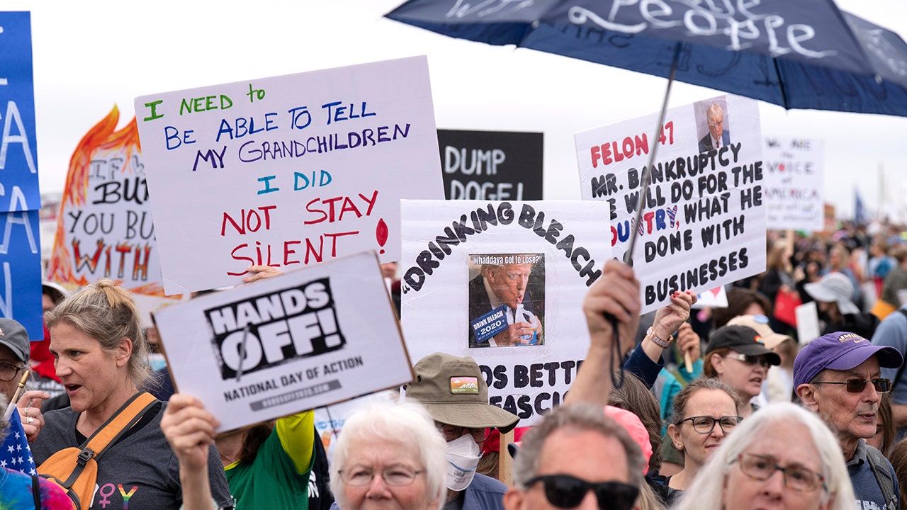 Protesters rally against Trump, Musk in “Hands Off!” gatherings nationwide