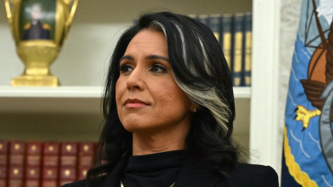 FBI arrests man for allegedly sending threats to Tulsi Gabbard