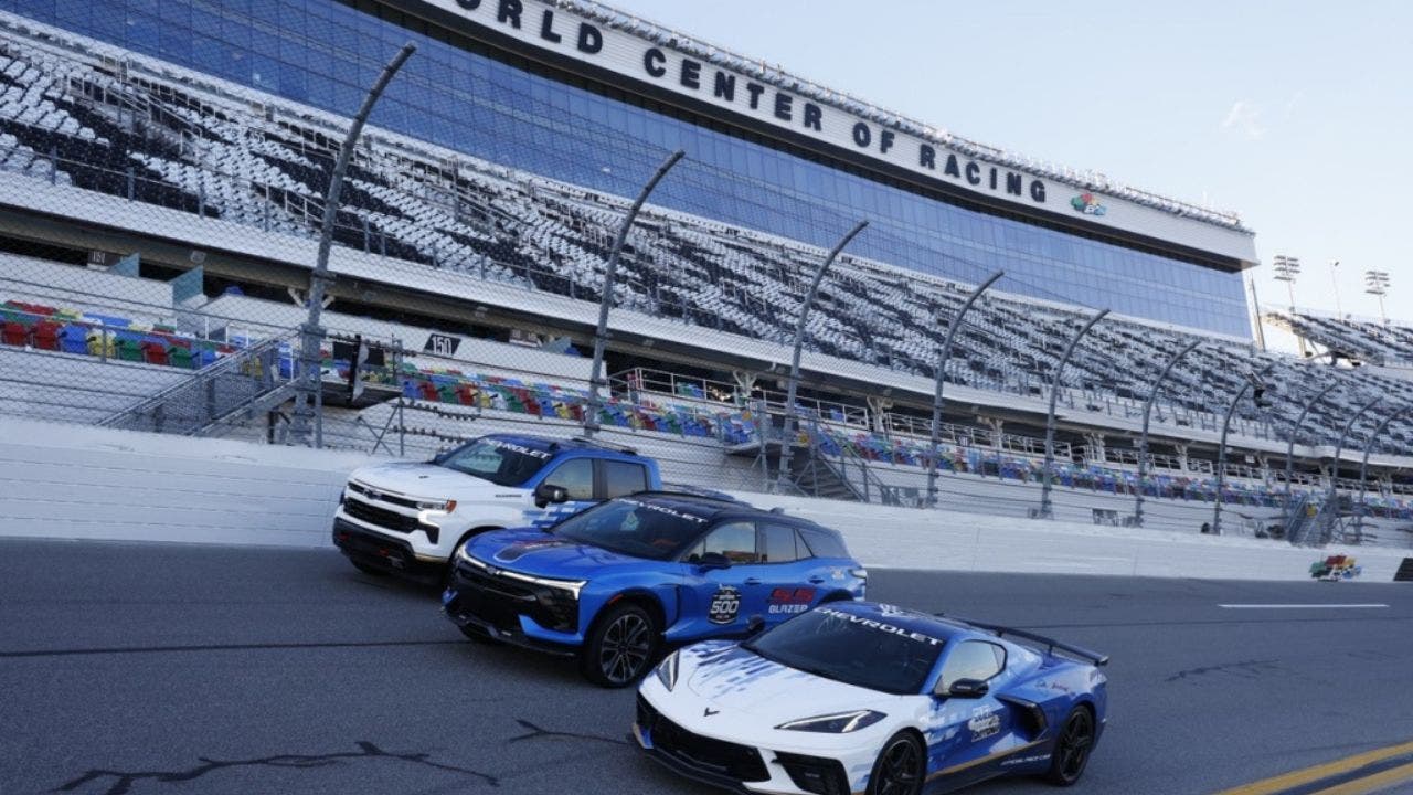 Chevrolet Blazer EV SS makes history as first electric pace car at Daytona 500
