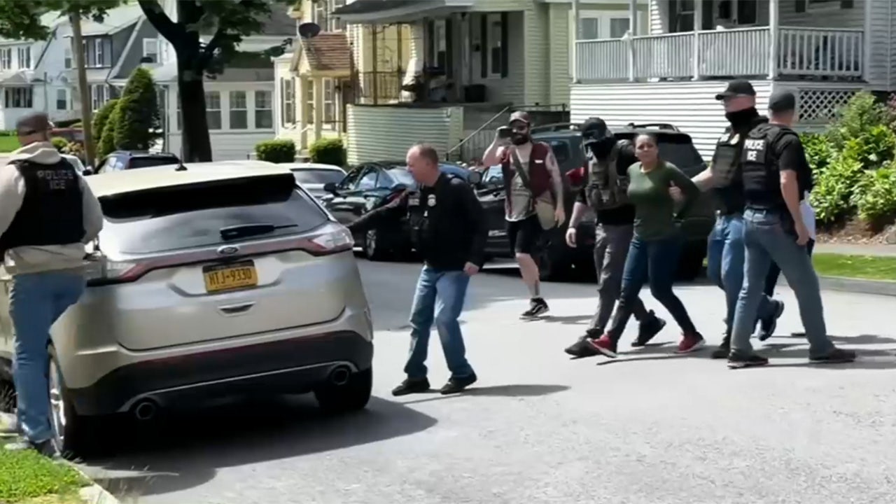 Massachusetts prosecutor warns of arrests for obstructing ICE operations