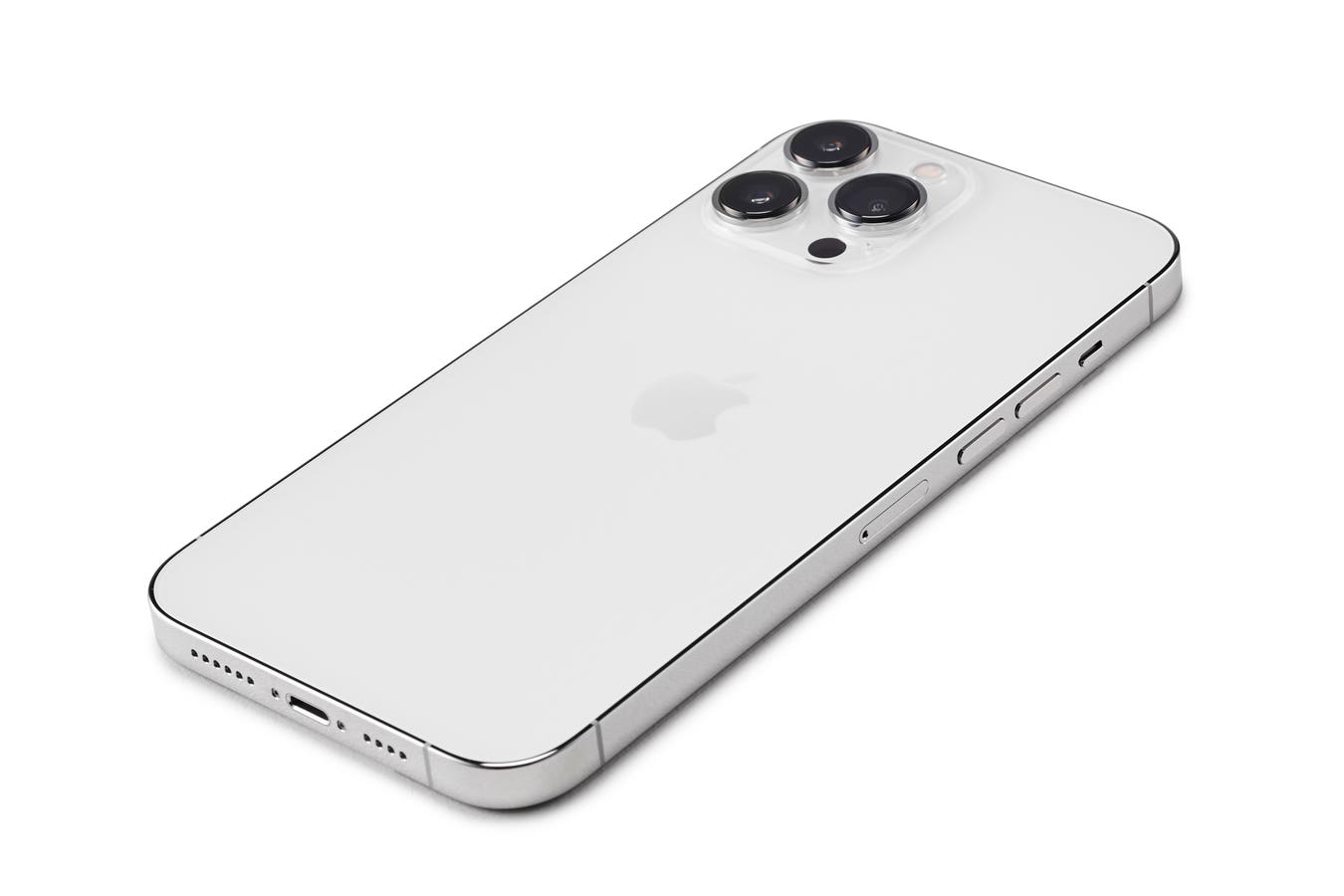 Apple’s Surprise Free Offer To All iPhone 13 Users Is Now Live