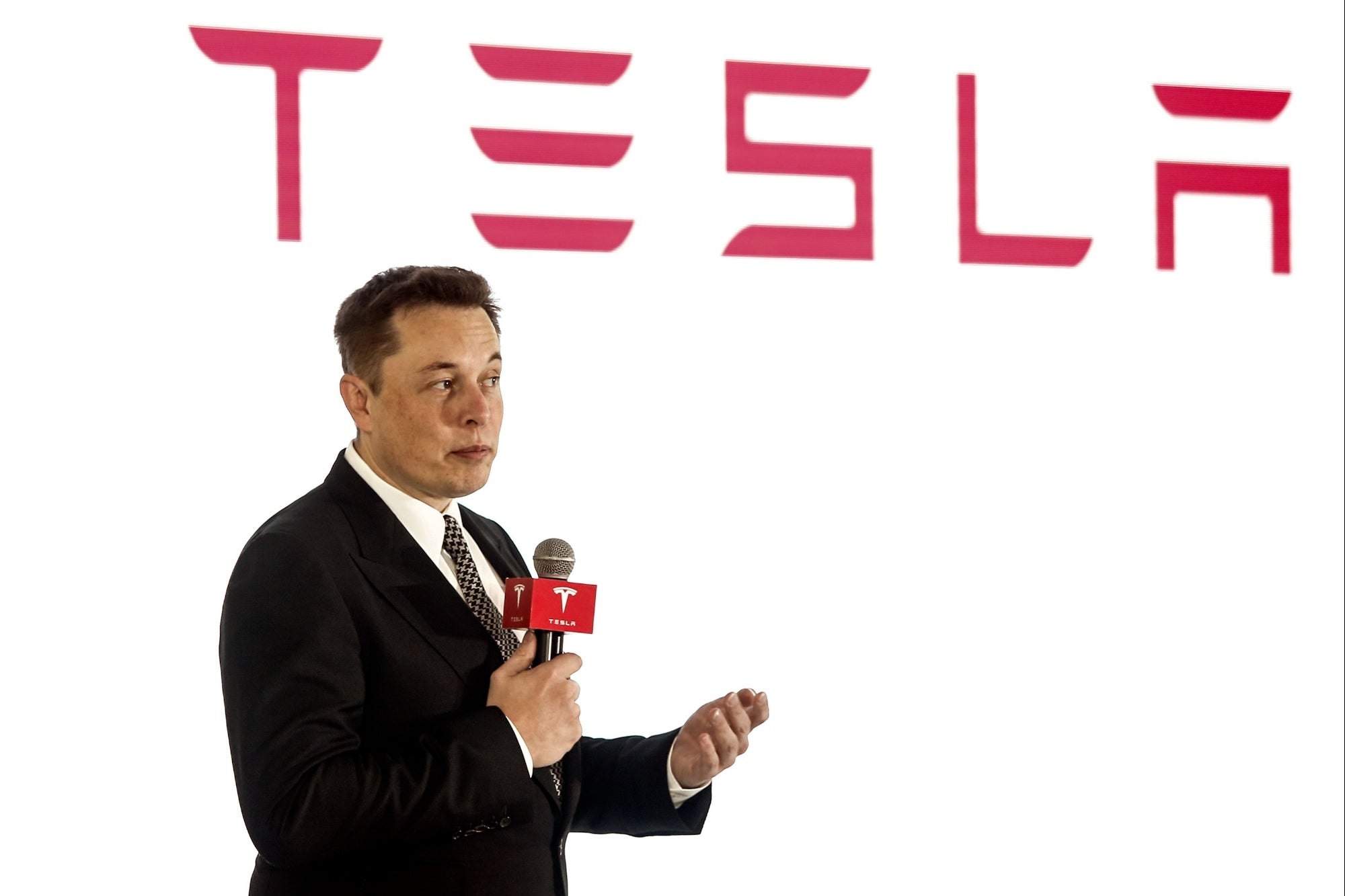 Tesla Exec Receives Record Pay Package, Highest Paid CFO