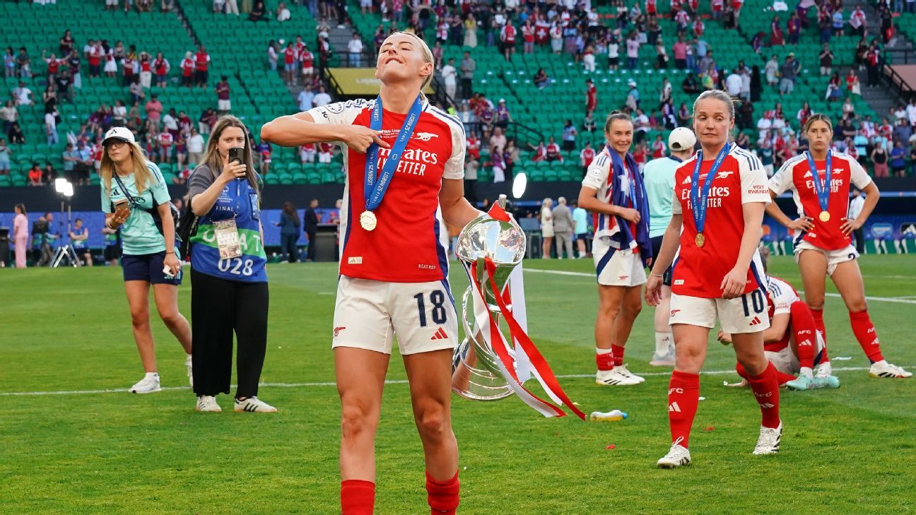 Chloe Kelly: Ready to take break from football before Arsenal move
