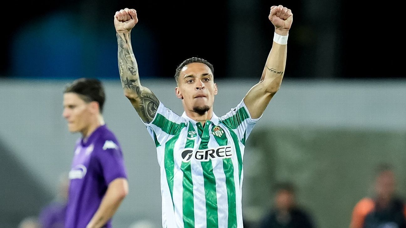 Antony wanted ‘revenge’ after Man United exit, says Betis boss Pellegrini