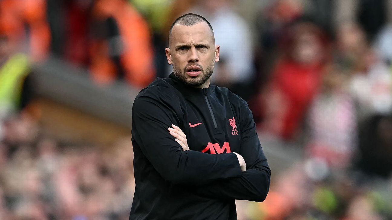 Liverpool grant permission for John Heitinga to speak to Ajax – source