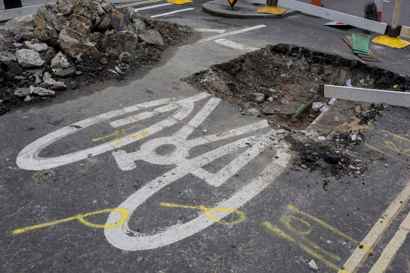Local Politicians Blame ‘Rude’ Cycling Advocates For Lack Of High-Quality Cycle Lanes