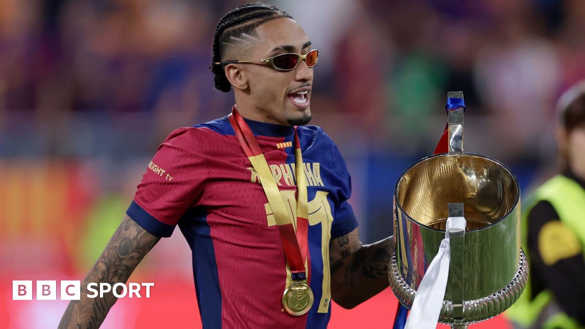 Raphinha: Barcelona winger wants to retire at La Liga side after extending contract until 2028