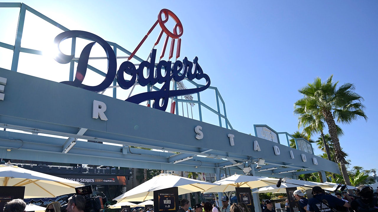 Yankees fan hit by falling concrete debris at Dodger Stadium during game