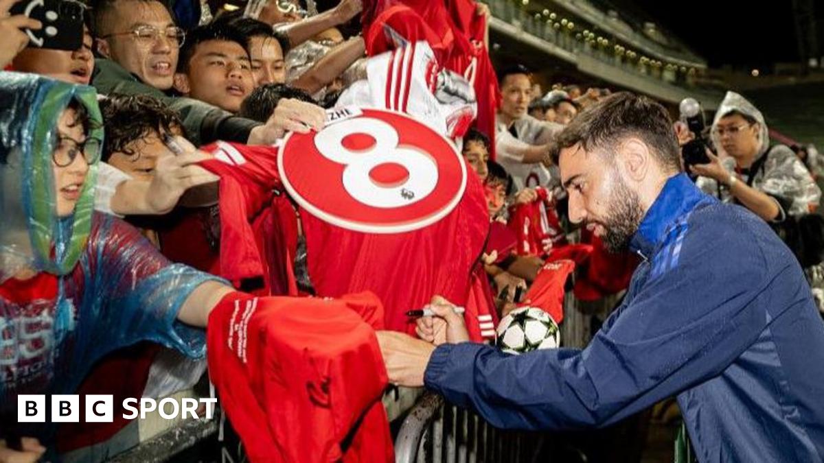 Manchester United’s Bruno Fernandes considering move to Al Hilal