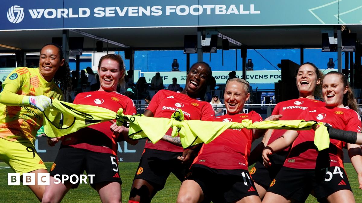 World Sevens Football: Bayern Munich win inaugural tournament