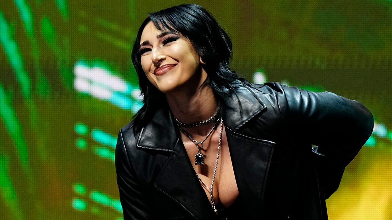 WWE’s Rhea Ripley body slams critical pro wrestling fans