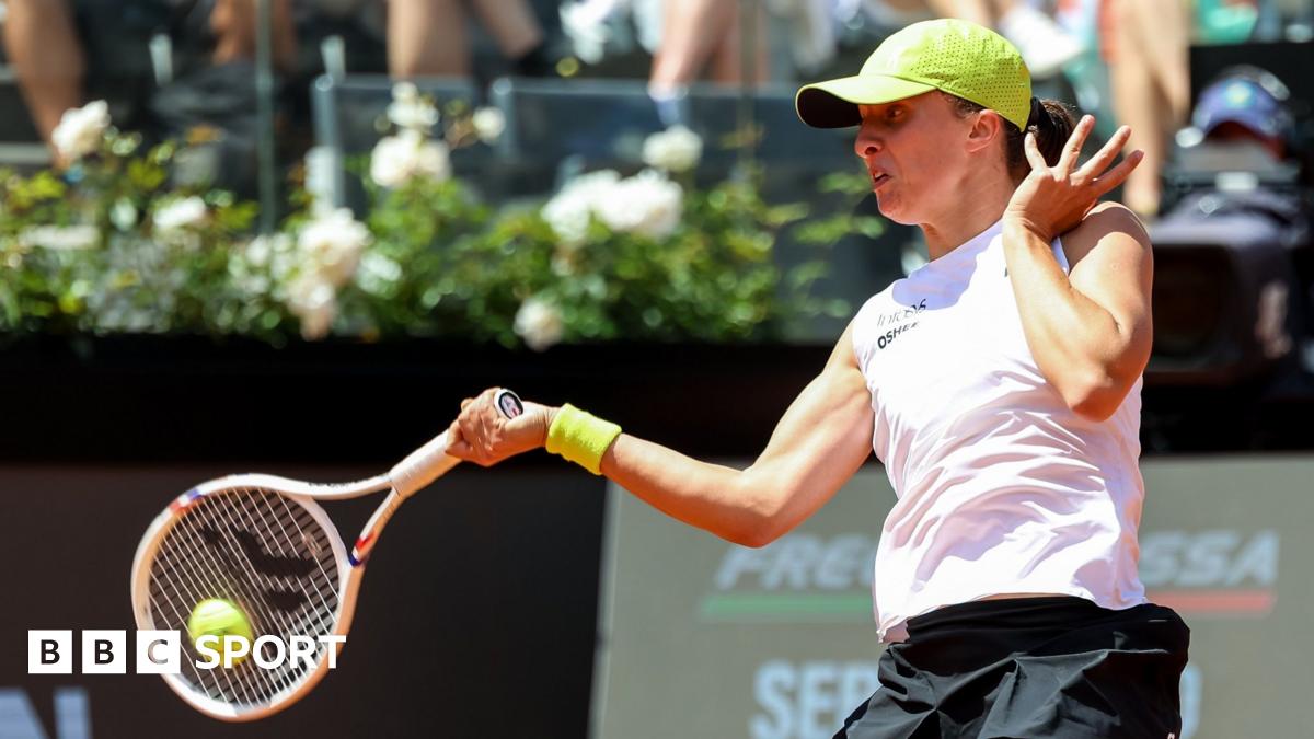 Italian Open: Danielle Collins beats Iga Swiatek in third round