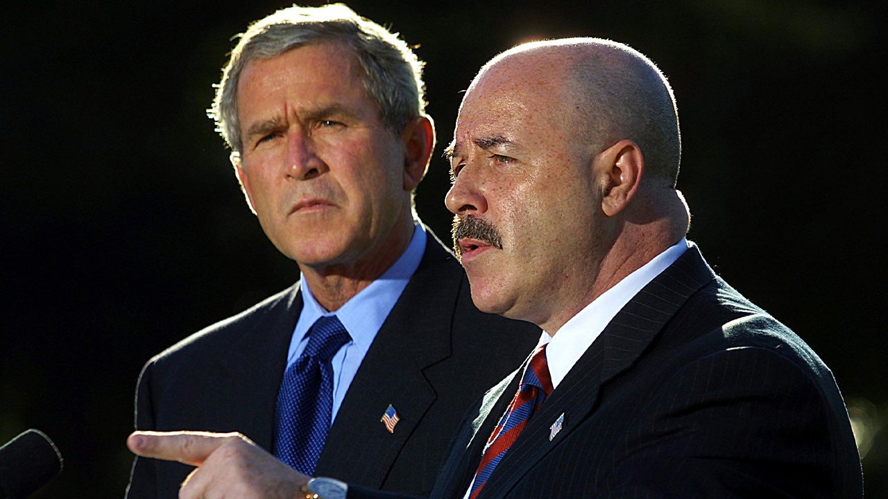 Bernard Kerik, 9/11 figure pardoned by Trump after prison term, dies at 69