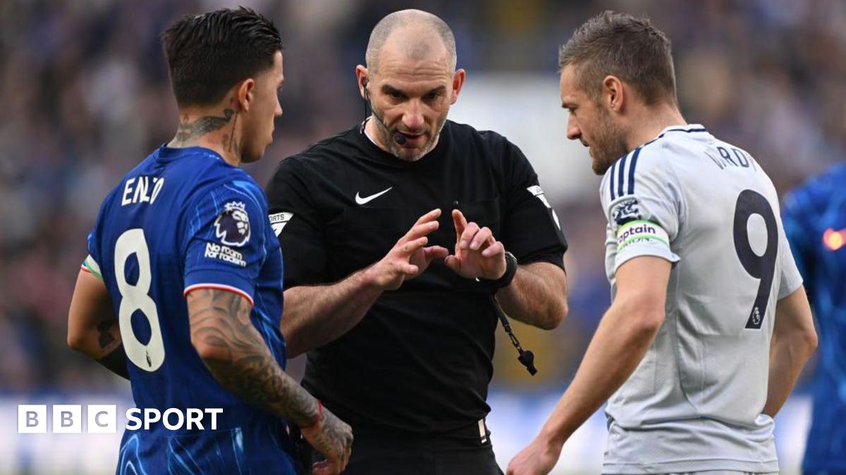 Premier League: Referees can stop non-captains from approaching them under new rules