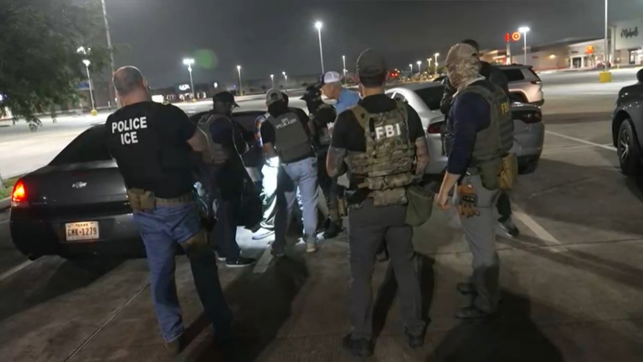 ICE issues detainers against alleged illegal immigrant burglars
