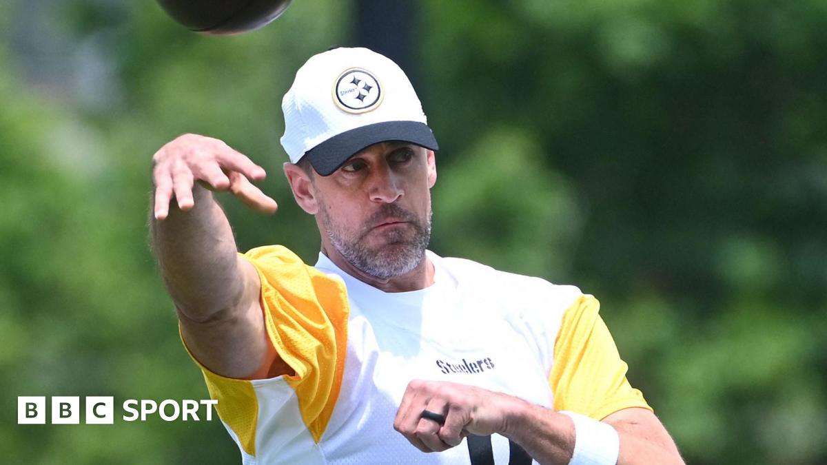 Aaron Rodgers reveals secret wedding on his first day with Pittsburgh Steelers