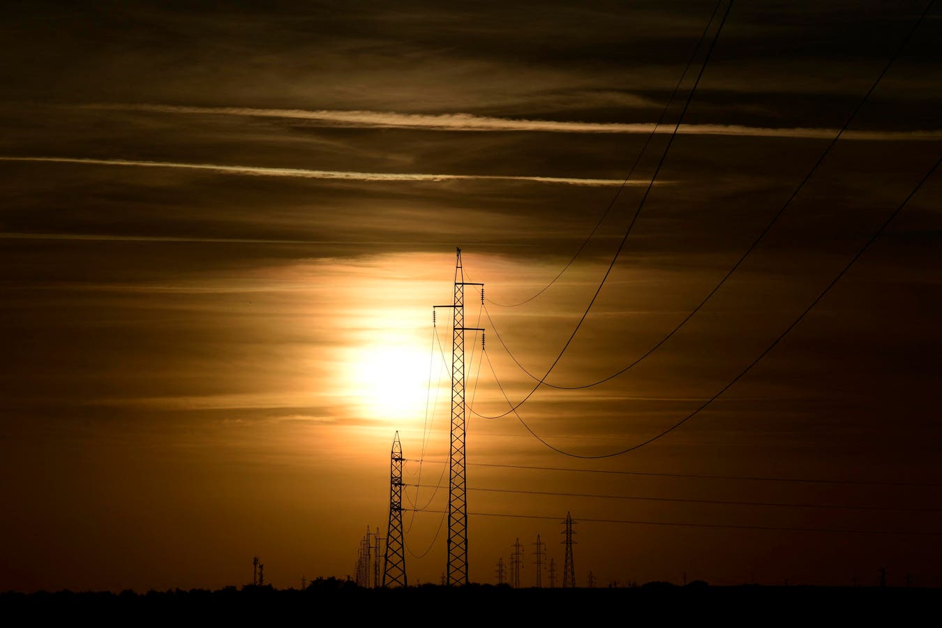 Green Energy’s Role In A World Where AI Data Centers Are Power Hungry