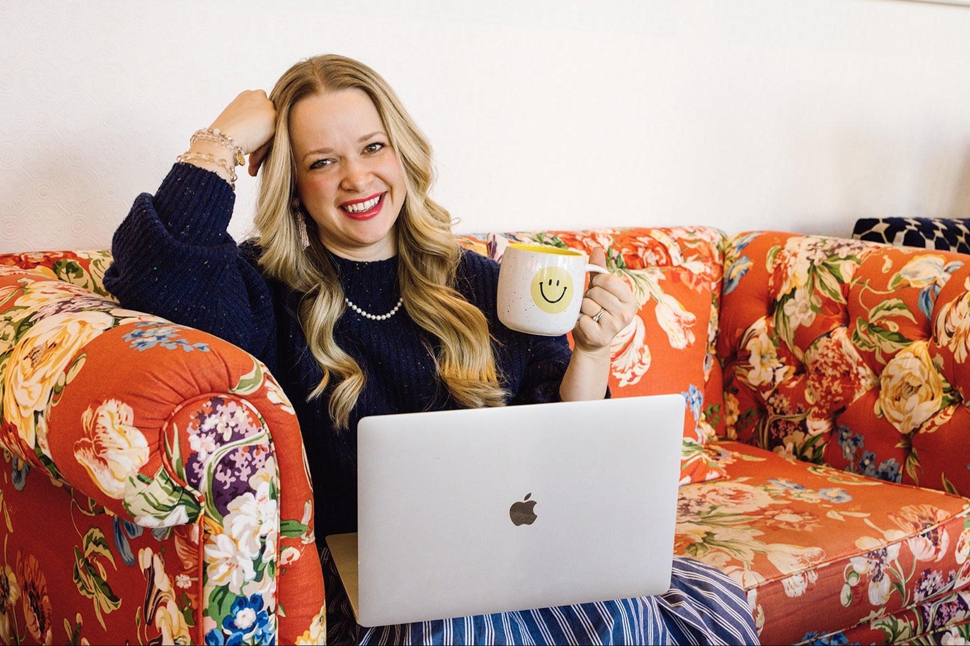 Mom’s Facebook Side Hustle Grew From $1k to $275k a Month