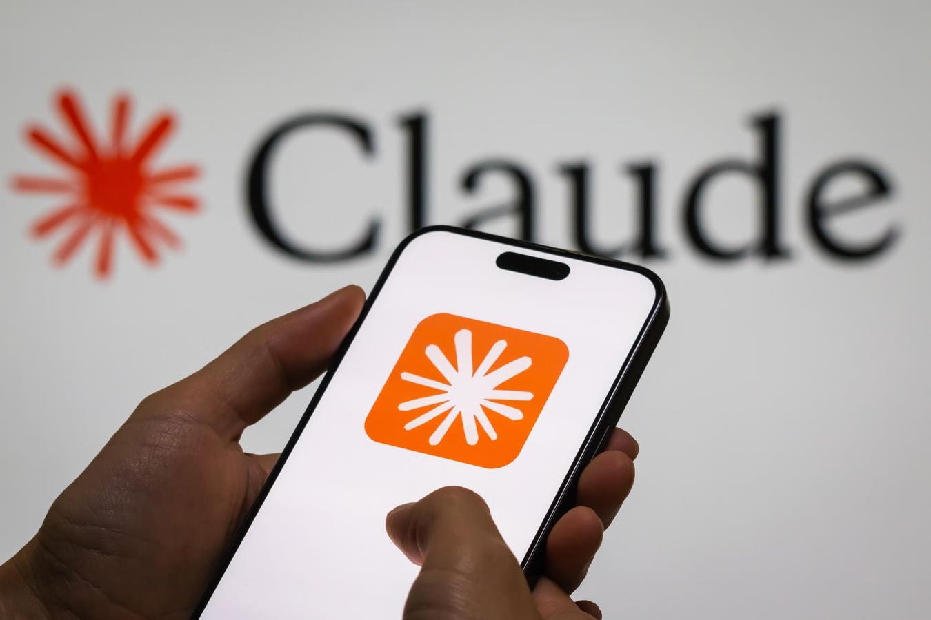 Anthropic Cuts Windsurf’s Claude Access Before OpenAI Acquisition