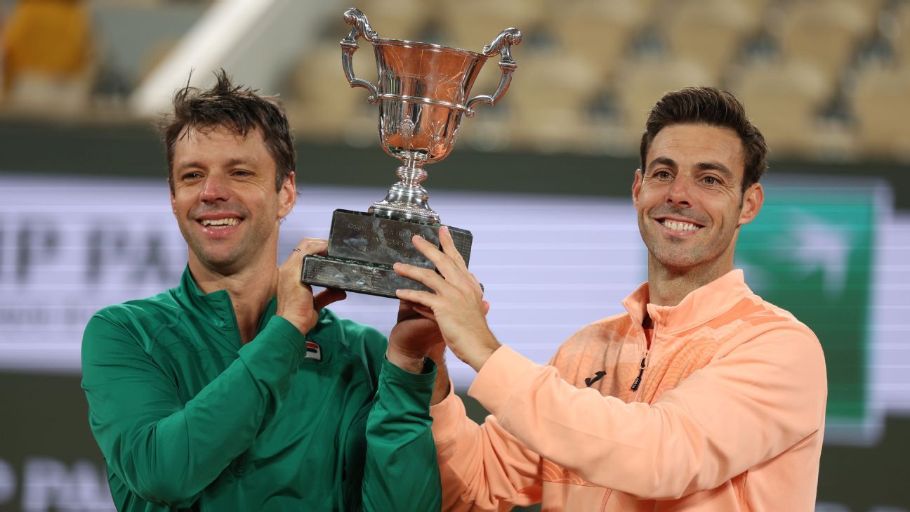 Ageless Granollers, Zeballos win French Open men’s doubles title