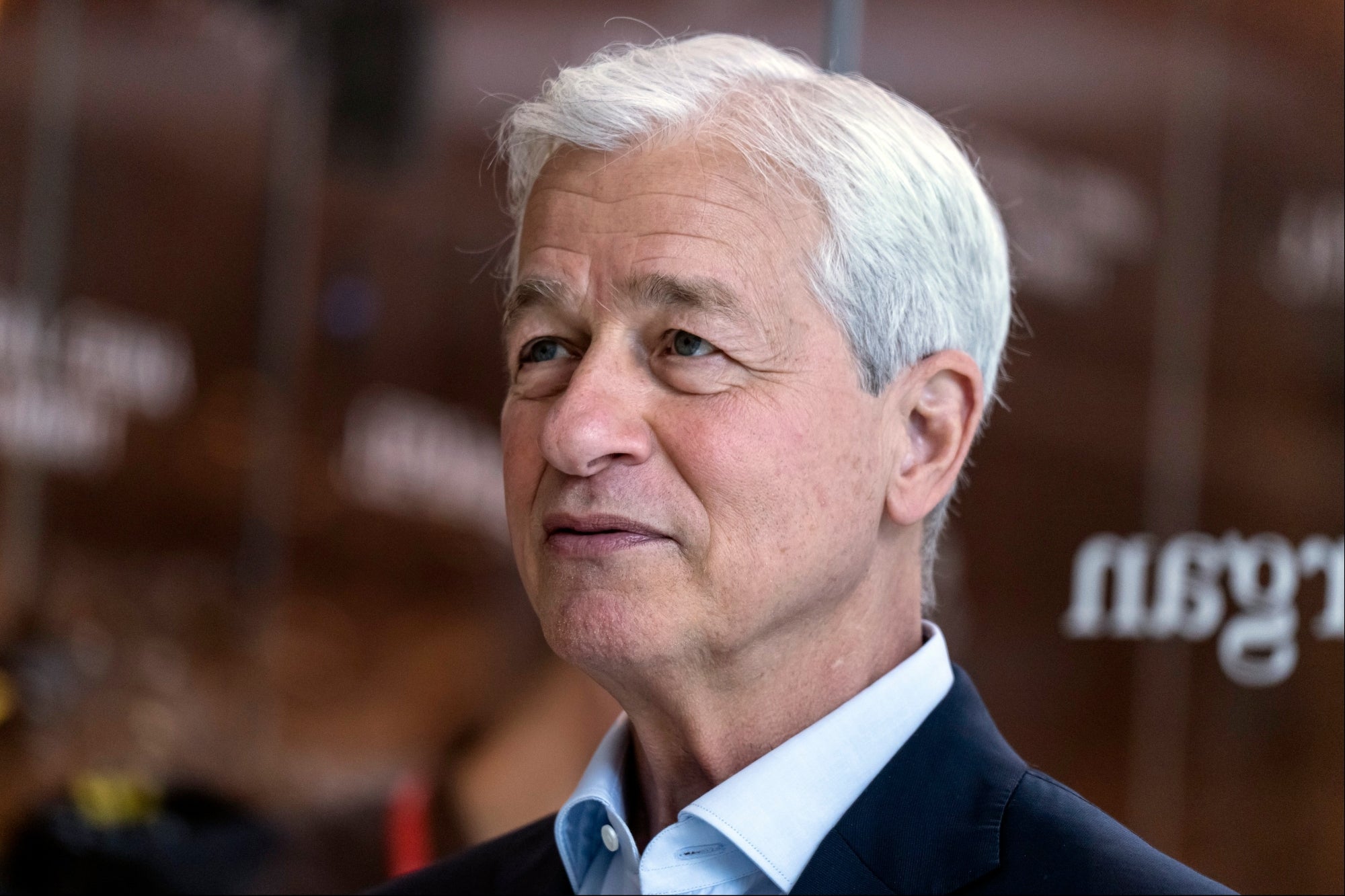 JPMorgan Will Fire Bankers Who Accept Future-Dated Offers
