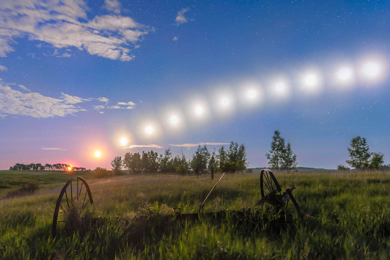 Don’t Miss Tonight’s Lowest Full Strawberry Moon For A Generation