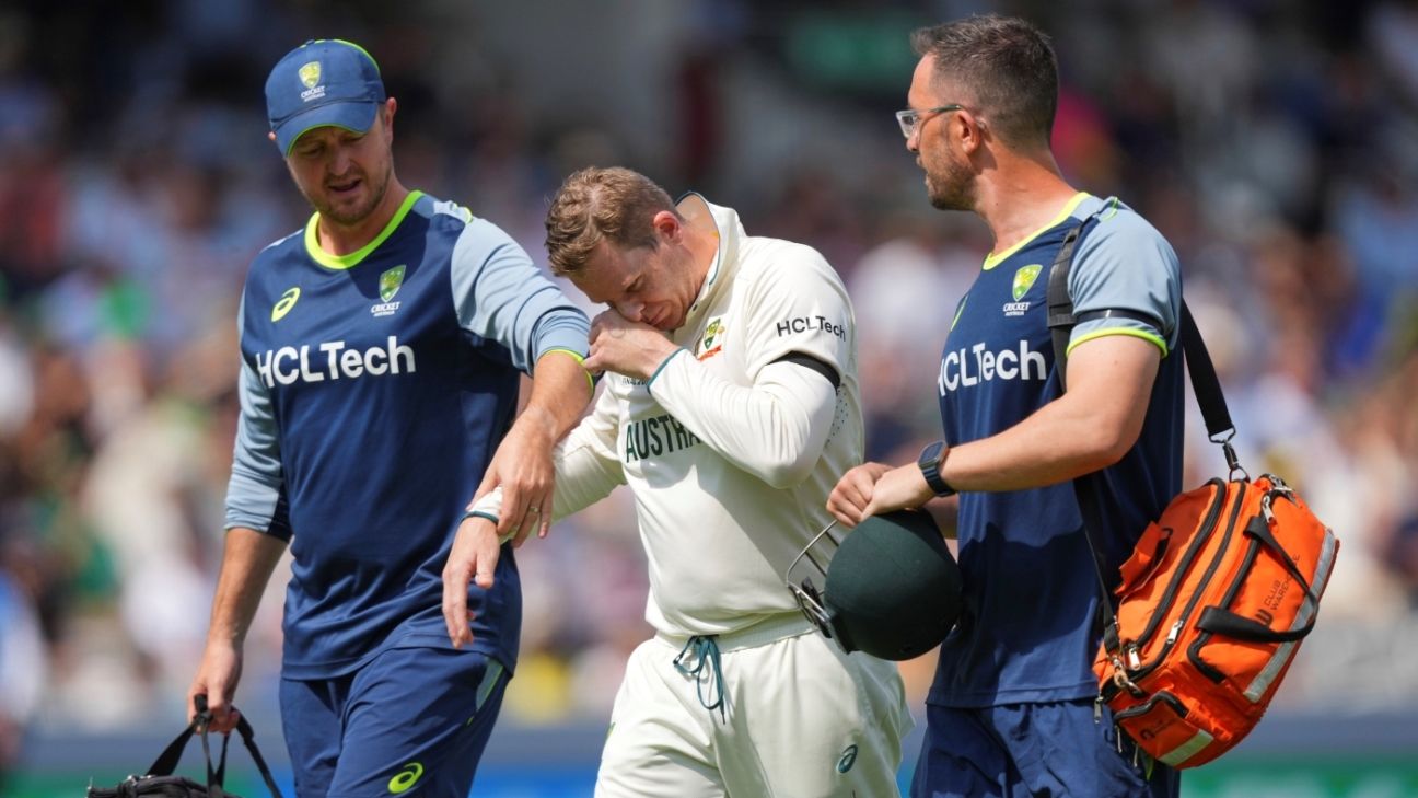 Smith’s finger injury compounds Australia’s woe