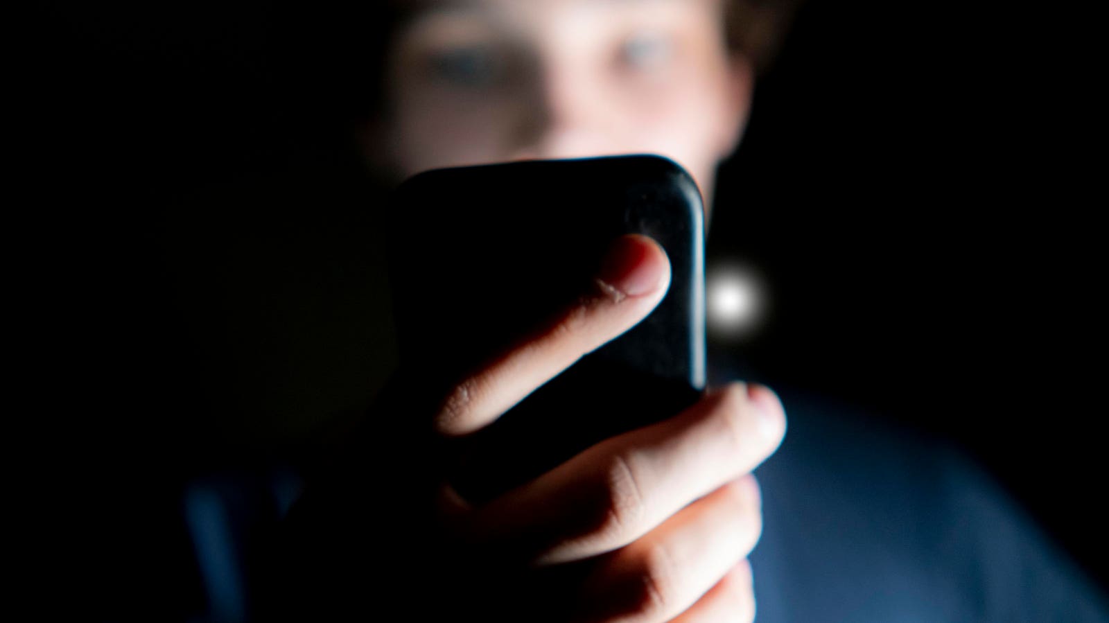 Why You Should Stop Using SMS 2FA Codes On Your Smartphone