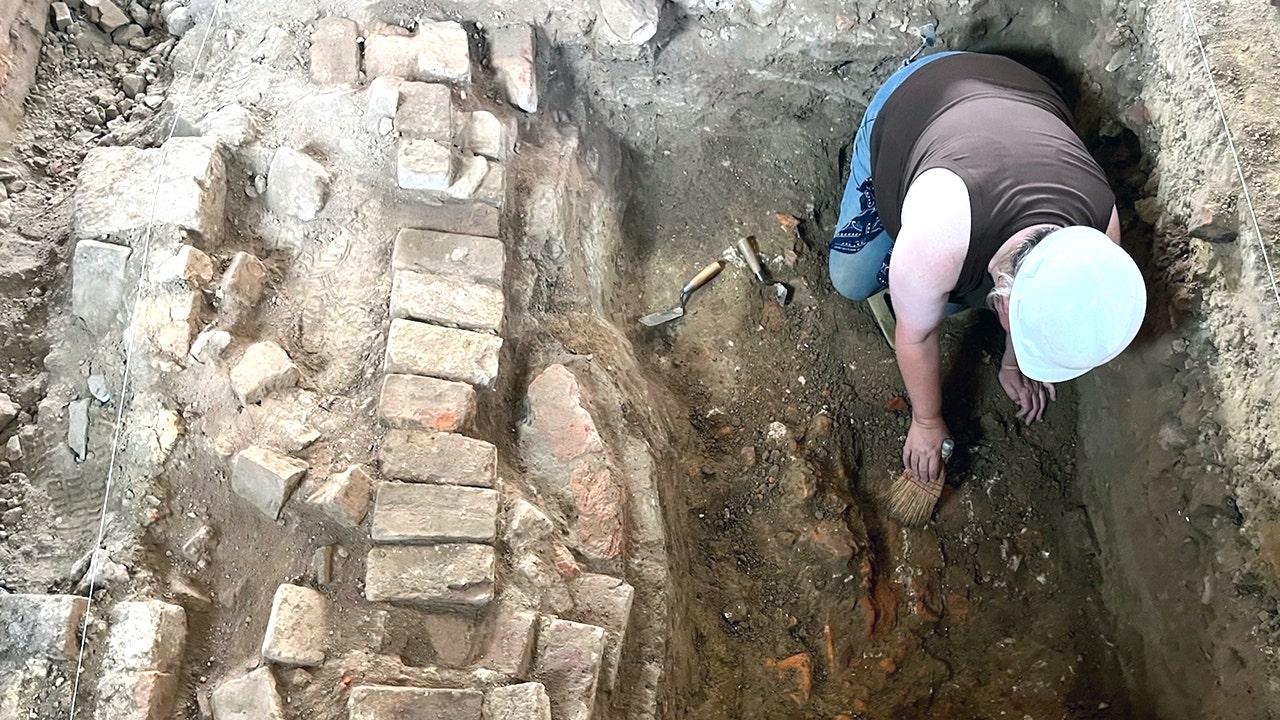 Unknown cellar with artifacts found at oldest Black schoolhouse in Virginia