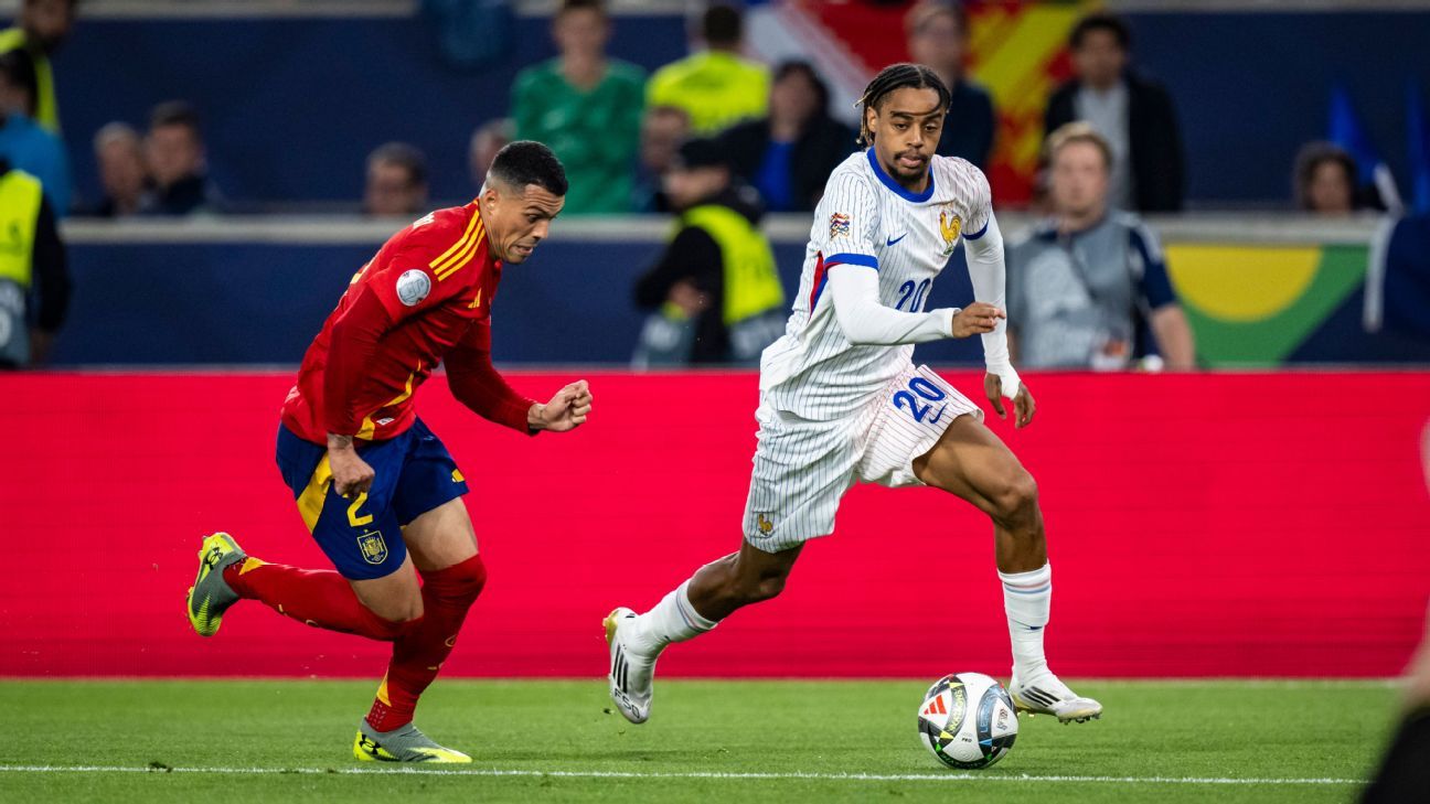 Transfer rumors, news: Bayern eye Barcola, Leão, Williams