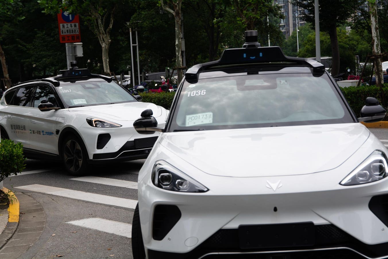 Hidden Costs Of Robotaxis Could Slow Scaling — If The Tech Ever Works