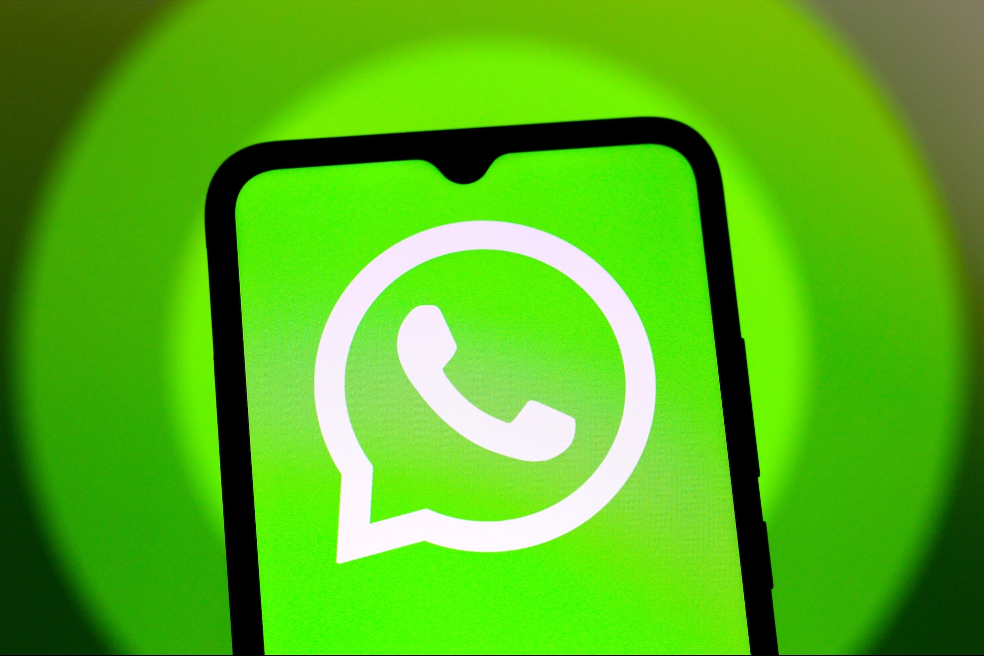 Here’s Why WhatsApp Was Banned on US House Devices