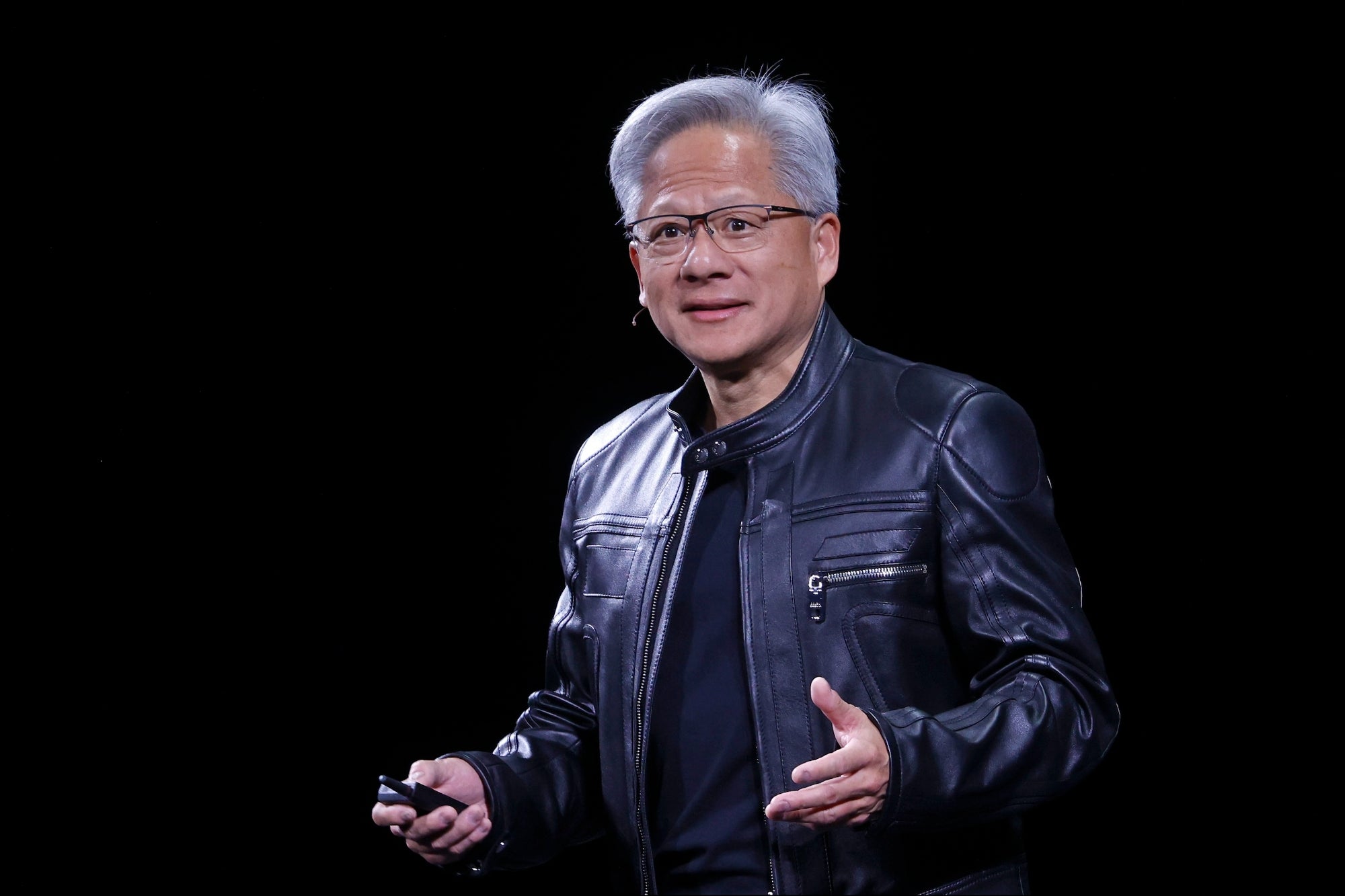 Nvidia CEO Starts Selling Stock, $865M By End of Year