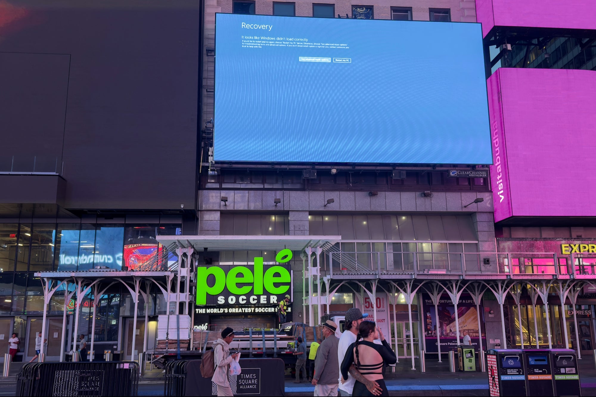Microsoft’s ‘Blue Screen of Death’ Is Changing to Black