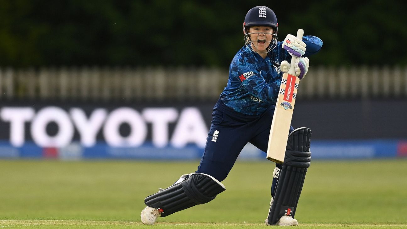 Powerplay: Beaumont talks India, T20I comeback and women's health