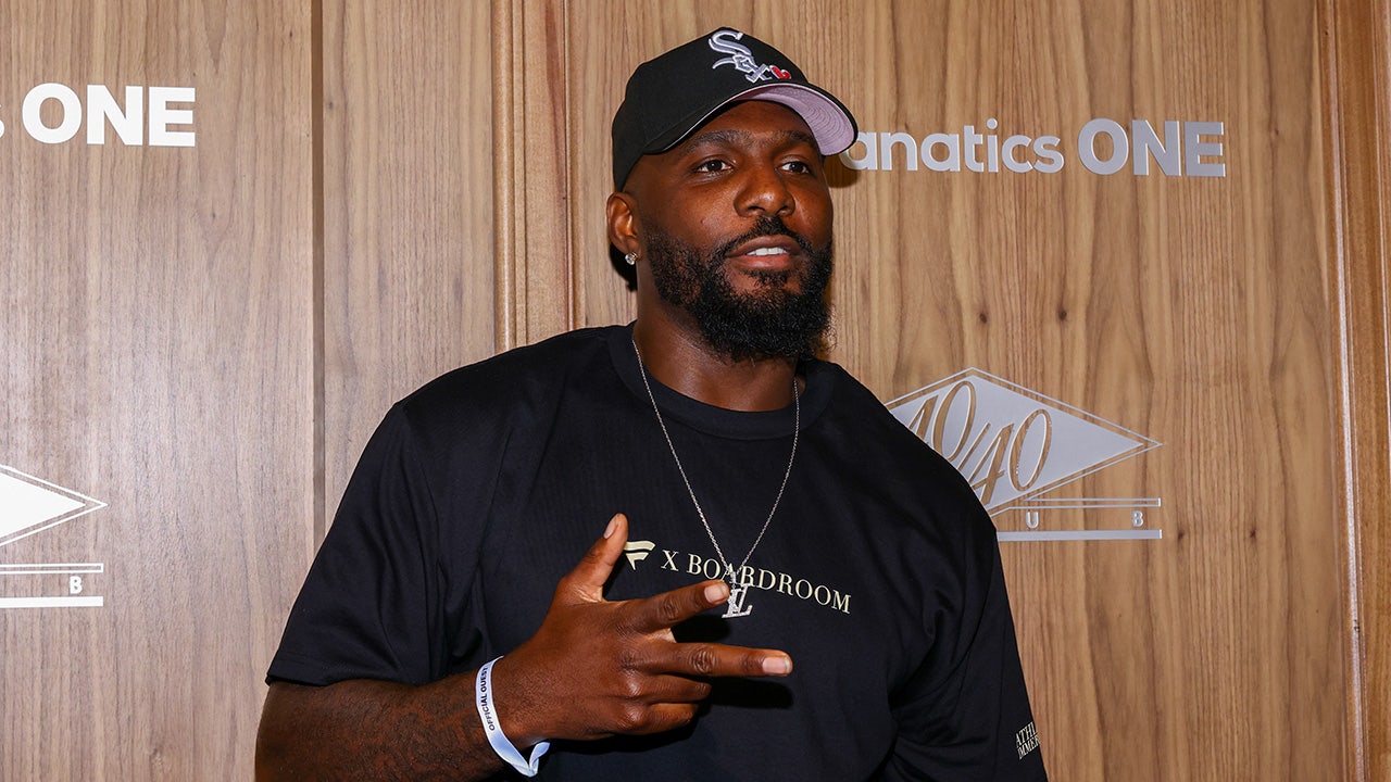 Cowboys legend Dez Bryant predicts NFC East team will win Super Bowl LX