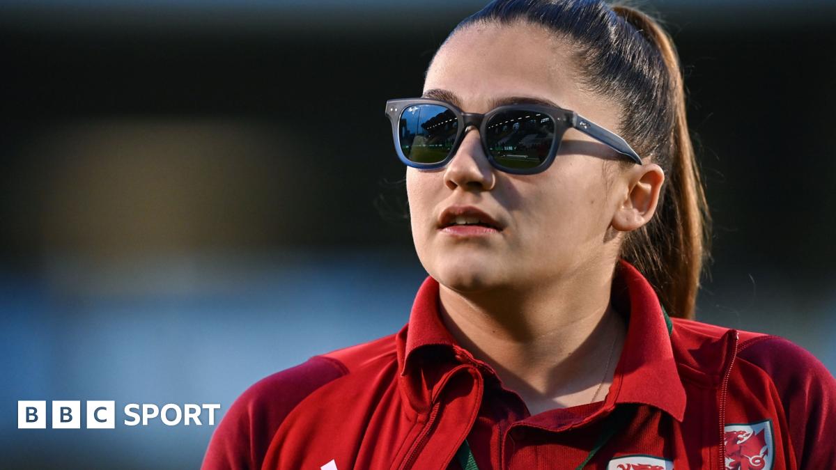Women’s Euro 2025: Safia Middleton-Patel on life with autism on and off the pitch
