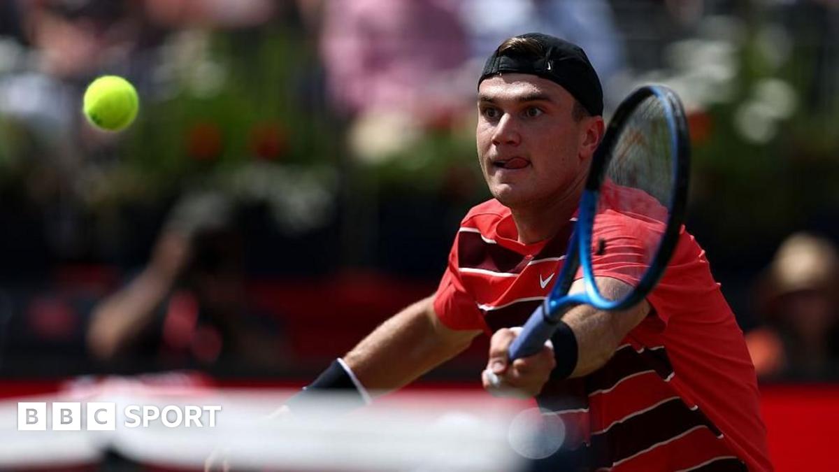 Queen’s 2025: Jack Draper and Carlos Alcaraz win to reach last 16