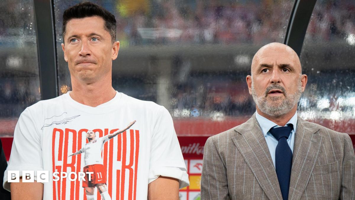 Robert Lewandowski: Barcelona striker quits Poland after losing trust in manager Michal Probierz
